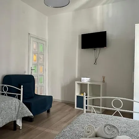 Hotel Dimora Diego à Naples Extérieur photo