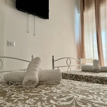 Hotel Dimora Diego à Naples Extérieur photo